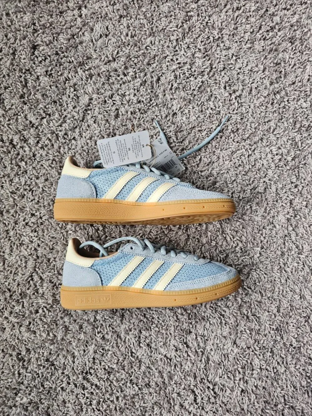 Adidas Handball Spezial shoes women's 5 in light blue